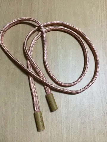 고시마 히모 미사용 새상품 타카시마야에서 6000엔 이상 했습니다.