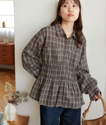 DISCOAT [WEB 한정판] 셔링 체크 셔츠