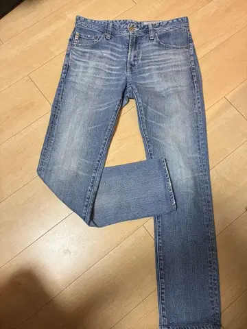 AG 라이트 블루 스트레이트 데님