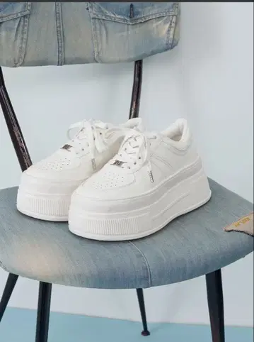 Darich 통굽 DD 로고 밑창 스니커즈