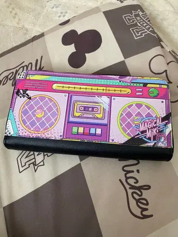 MAGICAL MIKi 컬러풀 디자인 장지갑