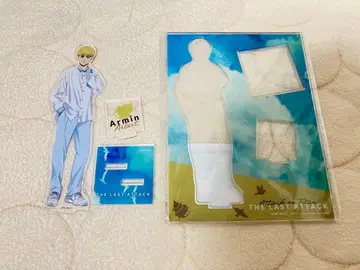 진격의 거인 아크릴 스탠드 아르민 알레르토