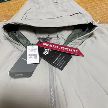 Alpha Industries 스톤 그레이 다운 자켓 L