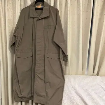 저널 스탠다드 랙 | 메모리 개버 하이넥 코트