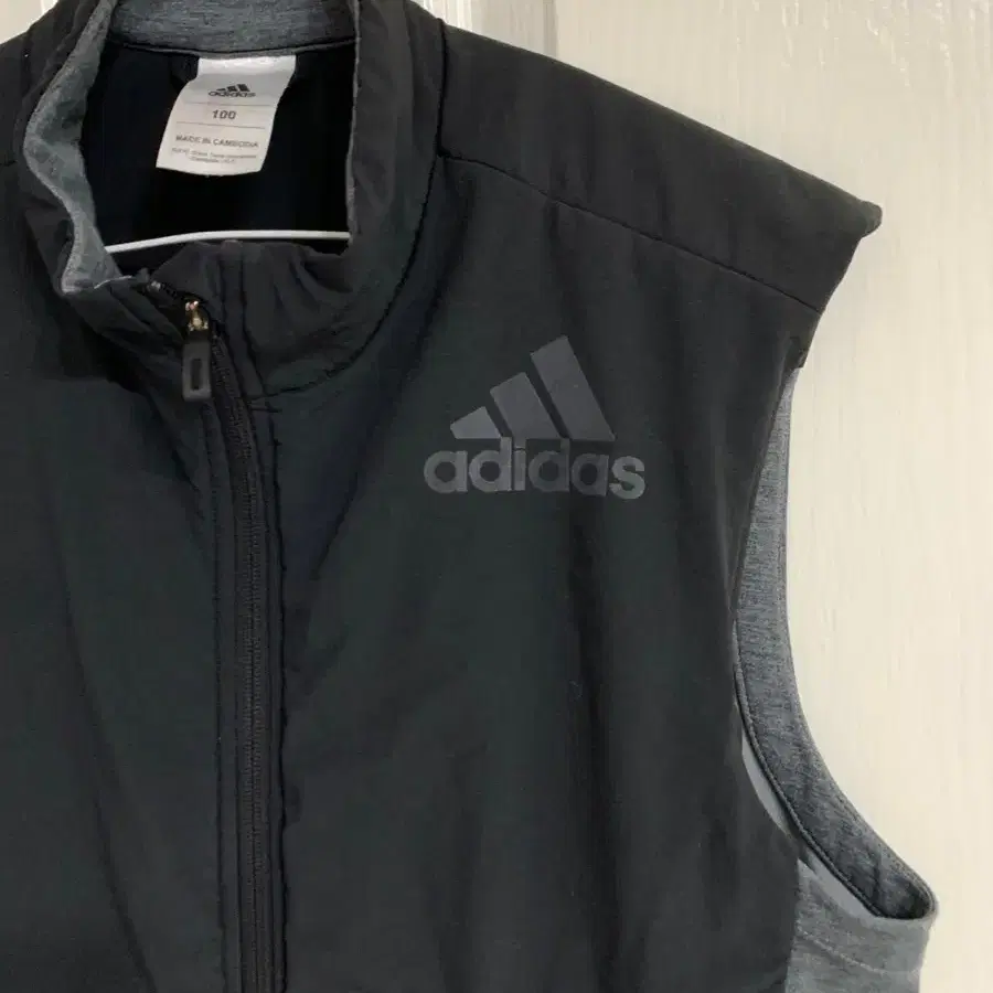 아디다스 조끼
