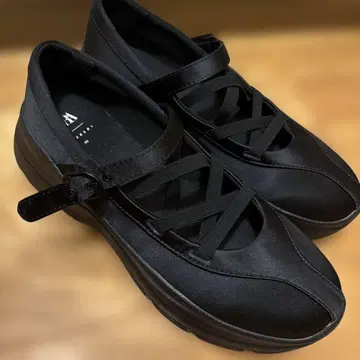 ZARA 40 발레 슈즈 블랙