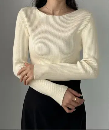 르엘레 두꺼운 원단 보트넥 긴팔 리브 니트 아이보리