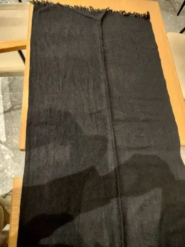 새상품급 캐시미어 100% 대형 스톨 검정 Himalaya Network