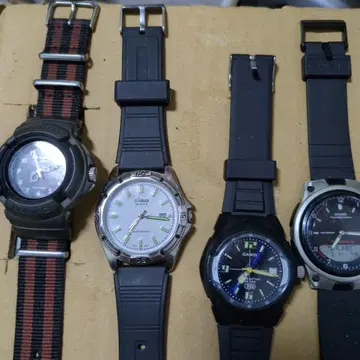 가동품. 카시오 시계 4세트 다양한 모델