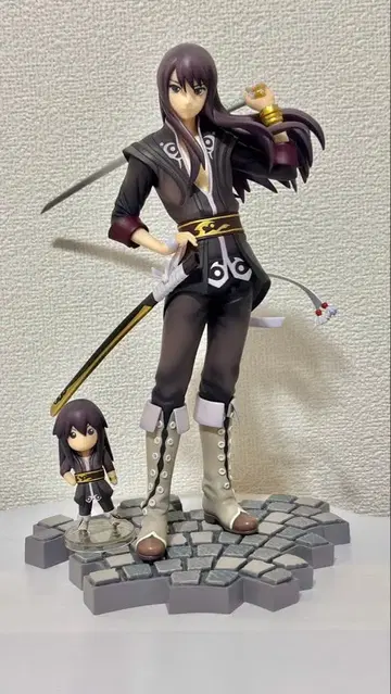 테일즈 오브 베스페리아 유리 로웰 알터제 피규어