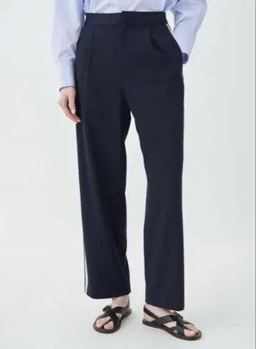 TOMORROWLAND 맥피 하이브리드 2WAY 팬츠