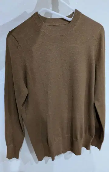 두지엠 클라세 니트 카멜