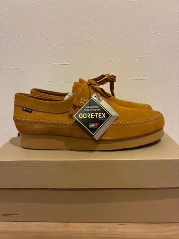 새상품 CLARKS WEAVER GTX UK9 27cm 고어텍스
