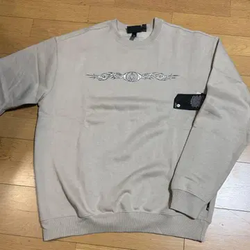 새상품 볼컴 맨투맨