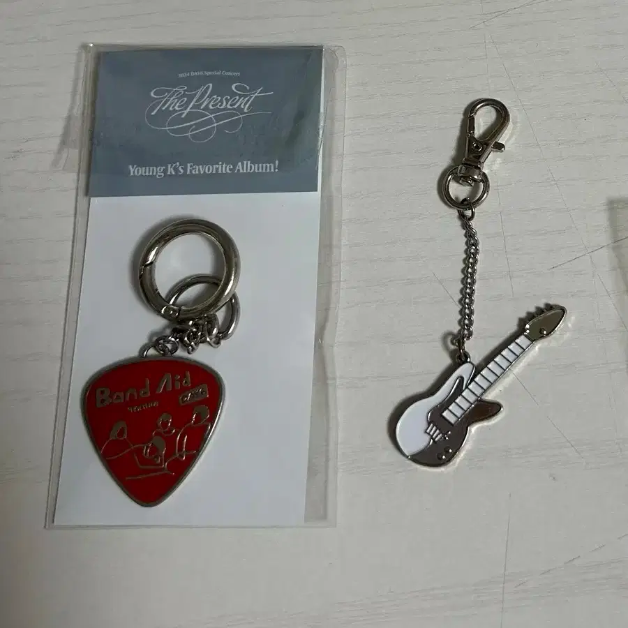 DAY6 JAE キーリング DAY6 JAE キーリング RANDOM ACRYLIC KEY HOLDER
