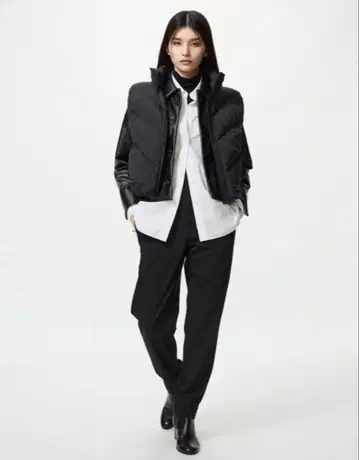 [ 택 없음 미사용 ] UNIQLO 웜 스트레치 팬츠 블랙 M