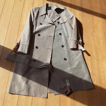FOXEY 트렌치코트 사이즈 40