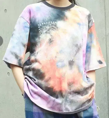 드럭 스토어즈 mof manul 타이다이 천축 코믹스풍 프린트 T셔츠