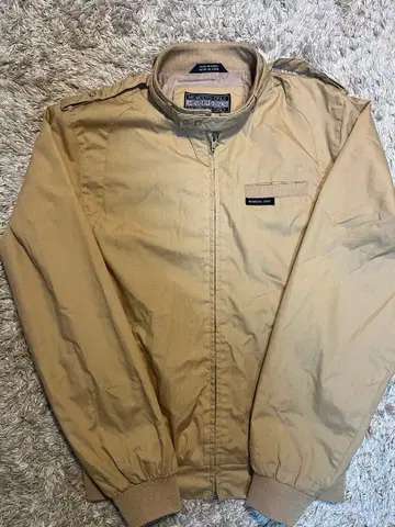 [MEMBERS ONLY] 나일론 자켓 베이지 짧은 기장 M