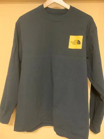 THE NORTH FACE 네이비 M 사이즈 긴팔 T셔츠