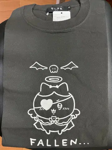 [ 새상품 미사용 ] 마법소녀 치이카와 (먼작귀) 하치와레 데빌 T셔츠