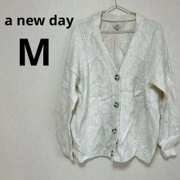a new day [ M ] 케이블 니트 가디건 화이트