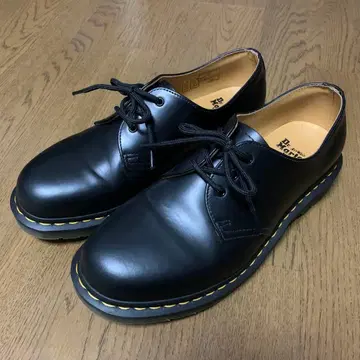 Dr. Martens 1461 3홀