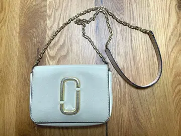 마크제이콥스 골드 크림 숄더백 체인