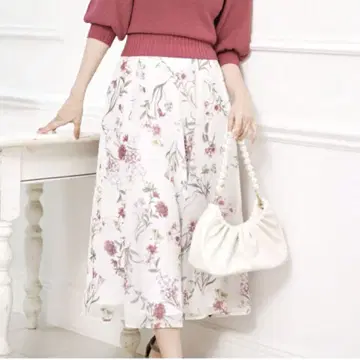 노엘라 클래시컬 플라워 스커트