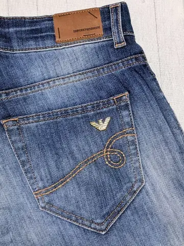 EMPORIO ARMANI KRISTEN 슬림핏 청바지 W26