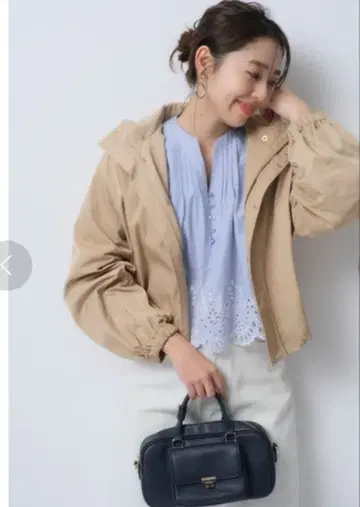 JUSGLITTY 발수 숏 블루종 후드티 코트 자켓