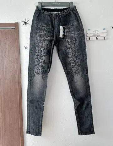 DELYLE 미사용 데님