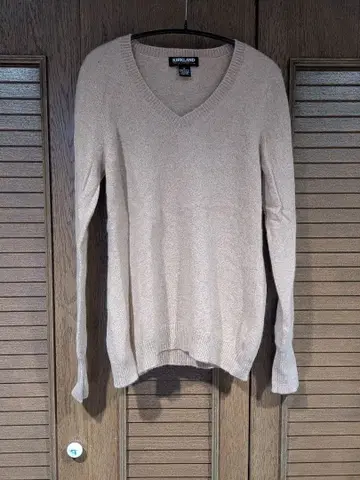 커클랜드 시그니처 캐시미어 V넥 스웨터 M 사이즈