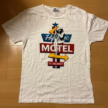 HYSTERIC GLAMOUR MOTEL 티셔츠 M 사이즈