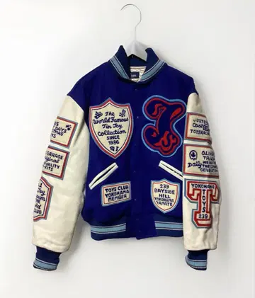 TOYS CLUB 바시티 자켓 L 사이즈 파랑/화이트 풀 데코
