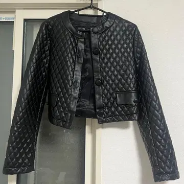 ZARA 퀼팅 가죽 자켓