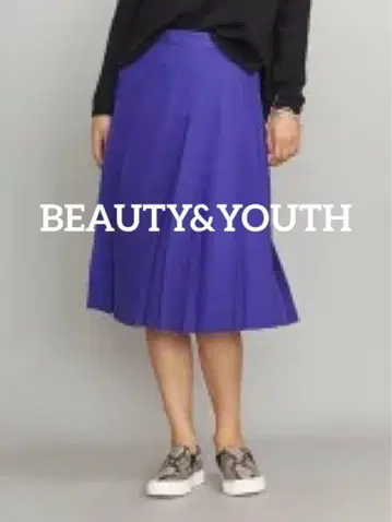 [ 새상품급 ] 뷰티앤유스 보라색 박스 와이드턱 플리츠 스커트