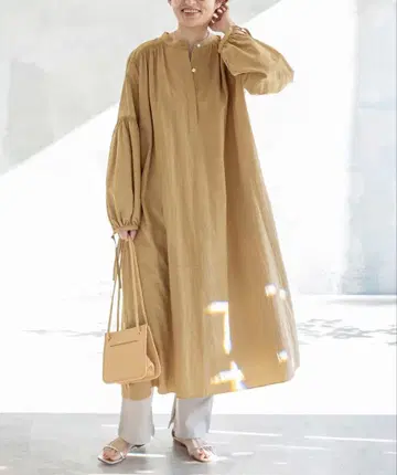 IENA 이에나 레이온 나일론 셔링 원피스 슬로브 이에나