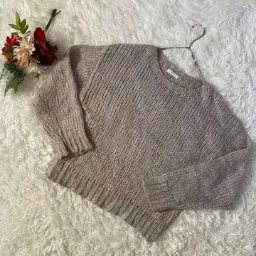 아베베 [ a.v.v ] 베이지 니트 스웨터 긴팔(L) 둥근 카라