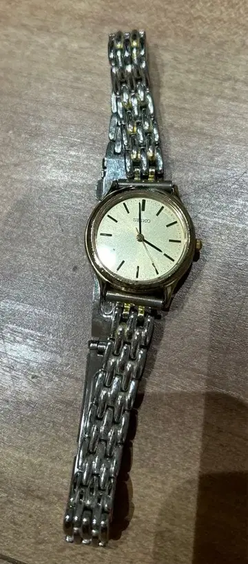 SEIKO 여성용 손목시계