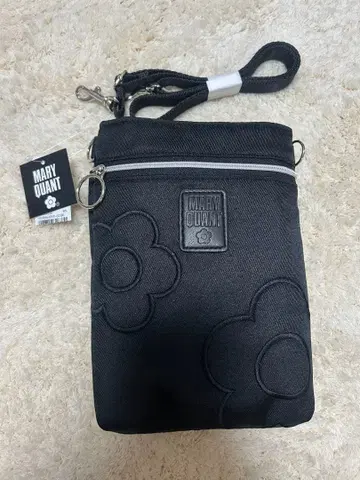 MARY QUANT 플라워 엠보싱 숄더백