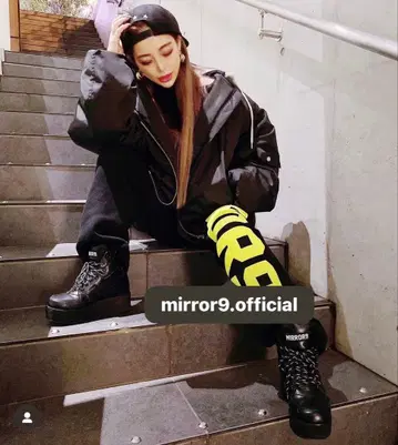 MIRROR9 로고 프린트 스웨트 팬츠 M 사이즈