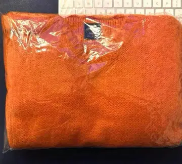 시착만 한 상품 TOWN CRAFT 크라프트 모헤어 혼방 니트 M