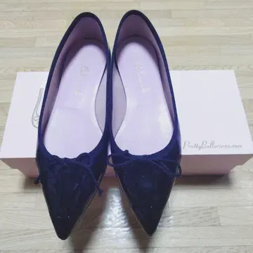 Pretty Ballerinas 에나멜 플랫 펌프스 블랙