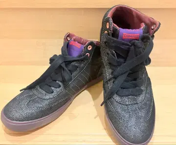 CAMPER 블랙 하이컷 스니커즈 퍼플 악센트 연말 특가