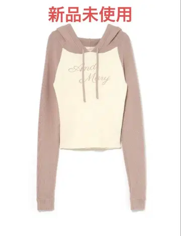 andmary Letter mary logo tops