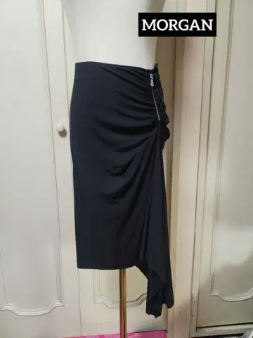 새상품 MORGAN 모건 블랙 스트레치 스커트