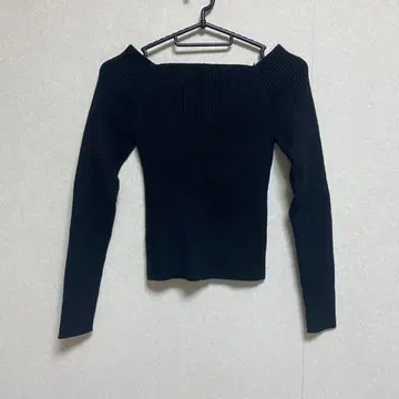 GYDA 오프숄더 리브 니트탑