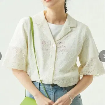 레이스 오픈 카라 블라우스