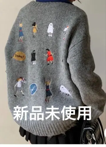 [ 미사용 새상품 ] 애니메이션 자수 큼직한 니트 데미지 니트 풀오버